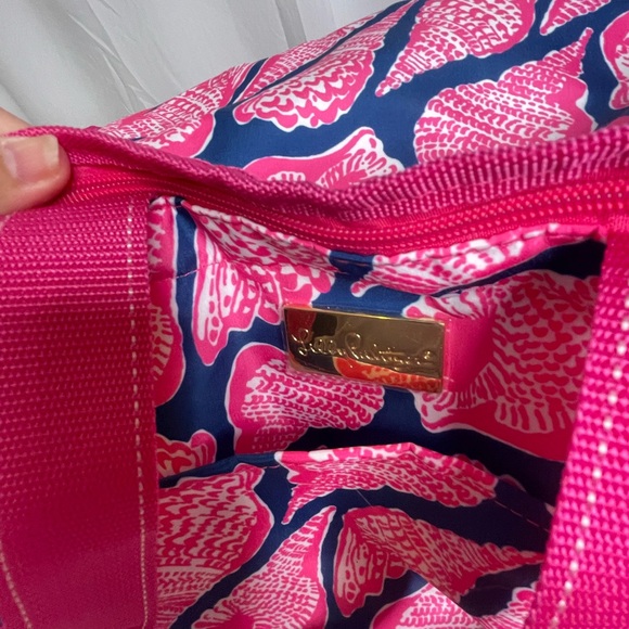 Lilly Pulitzer Soft Sided Zip Top Cooler With Handle Shoulder Strap Pink New d - Picture 2 of 7